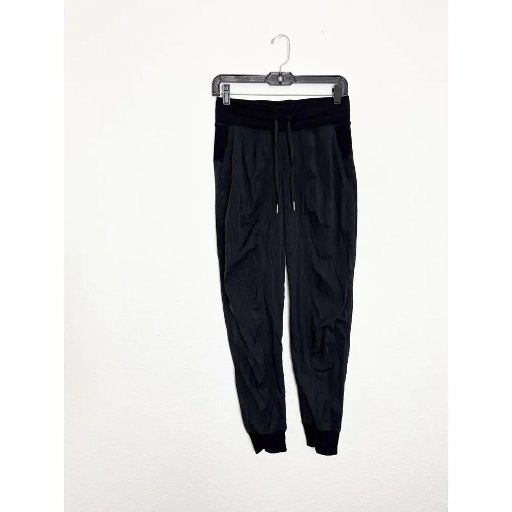 Lululemon Dance Studio Mid-Rise Jogger Full Length Size 4 Workout